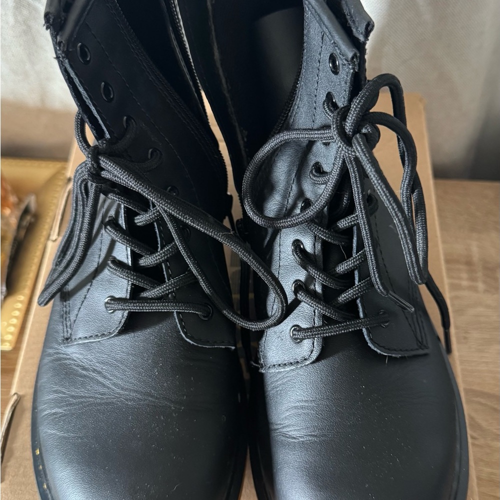 Dr. Martens Black Kids Boots